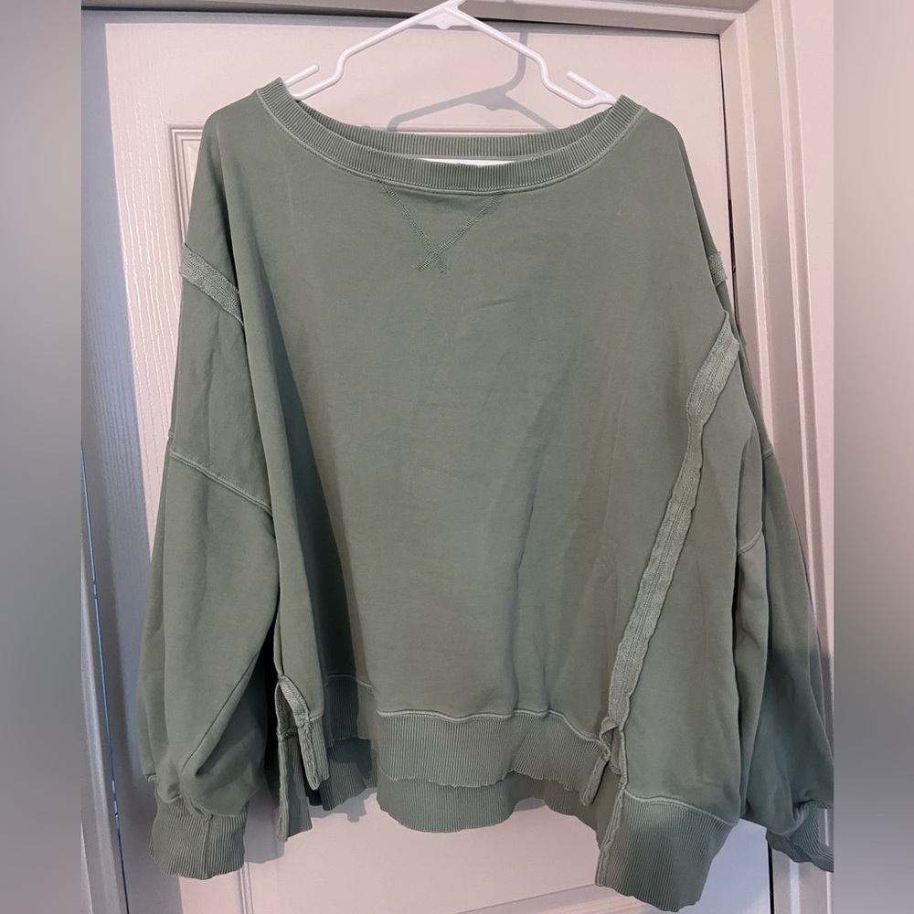 American Eagle crew neck.